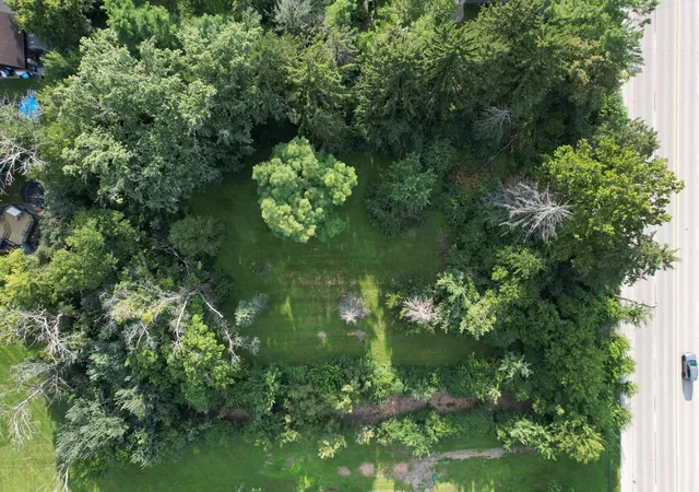 Photo 4 of Land for sale at 419 W 63rd Street, Westmont, IL 60559 | MLS# 12737155 | Listing updated on 2026-09-17