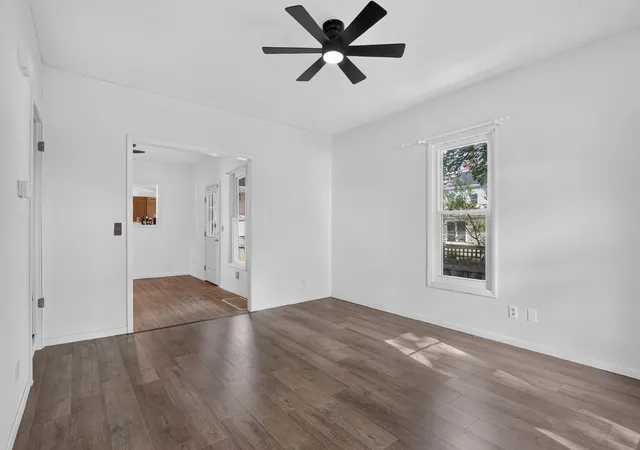 Photo 4 of Single family home for sale at 222 N Taylor St, Marengo, IL 60152 | MLS# 12737158 | Listing updated on 2026-09-29