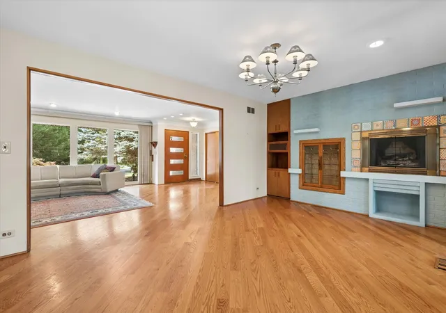 Photo 3 of Single family home for sale at 1655 Forest Dr, Glenview, IL 60025 | MLS# 12737698 | Listing updated on 2026-09-11
