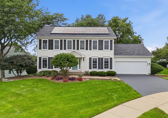Photo 1 of Single family home for sale at 1050 Hampshire Ln, Elgin, IL 60120 | MLS# 12738877 | Listing updated on 2026-09-15