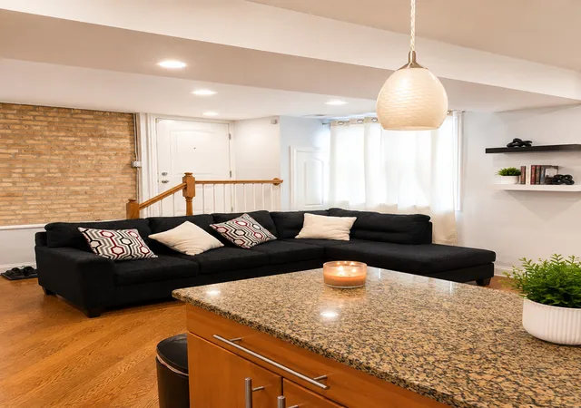 Photo 3 of Condo for sale at 3206 W Berwyn Ave #G, Chicago, IL 60625 | MLS# 12740088 | Listing updated on 2026-09-15