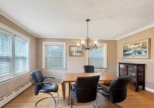 Photo 3 of Single family home for sale at 934 Fair Oaks Ave, Oak Park, IL 60302 | MLS# 12740280 | Listing updated on 2026-10-04