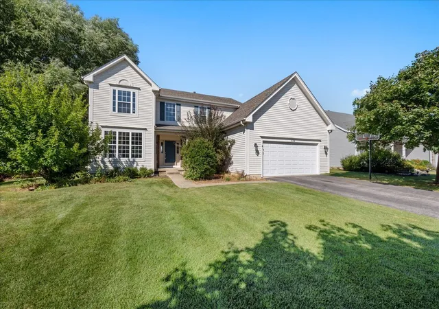 Photo 2 of Single family home for sale at 320 Hampstead Dr, Sugar Grove, IL 60554 | MLS# 12740937 | Listing updated on 2026-10-04