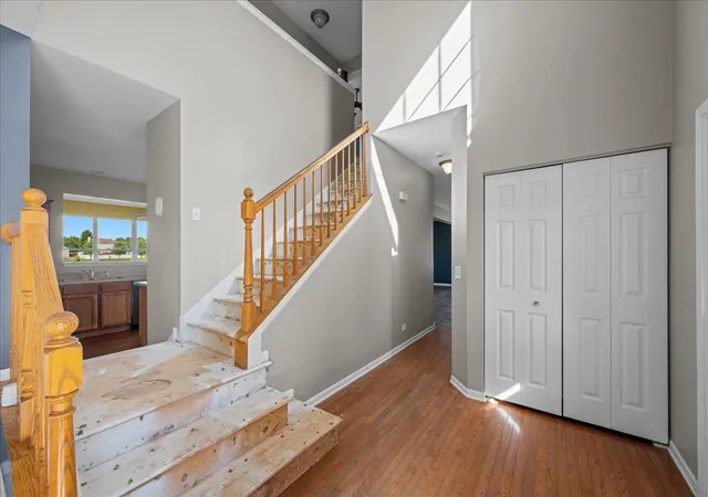 Photo 3 of Single family home for sale at 320 Hampstead Dr, Sugar Grove, IL 60554 | MLS# 12740937 | Listing updated on 2026-10-04