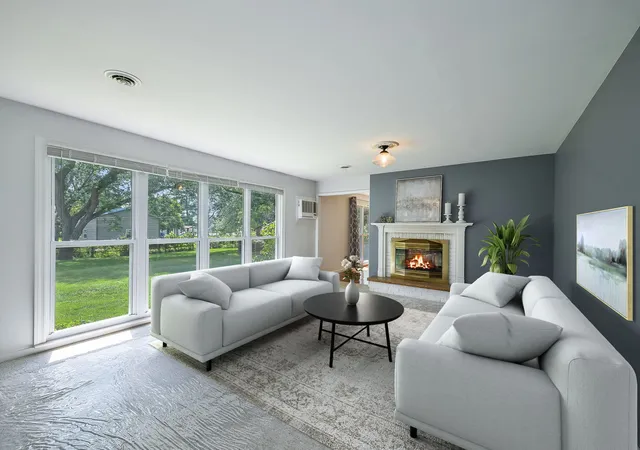 Photo 3 of Single family home for sale at 1125 Forest Dr, Elgin, IL 60123 | MLS# 12741380 | Listing updated on 2026-09-15