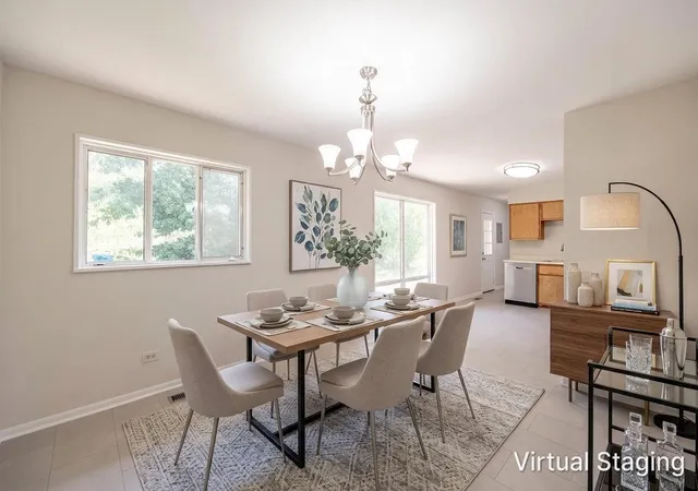 Photo 3 of Single family home for sale at 465 Westview St, Hoffman Estates, IL 60169 | MLS# 12742287 | Listing updated on 2026-09-27