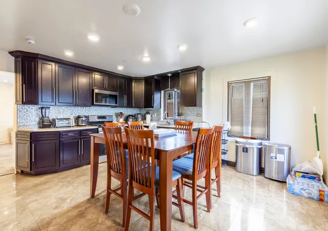 Photo 3 of Single family home for sale at 1895 Welwyn Ave, Des Plaines, IL 60018 | MLS# 12743191 | Listing updated on 2026-09-14