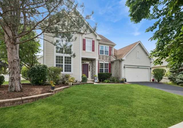 Photo 1 of Single family home for sale at 1943 Flagstone Ln, Aurora, IL 60502 | MLS# 12743645 | Listing updated on 2026-09-15