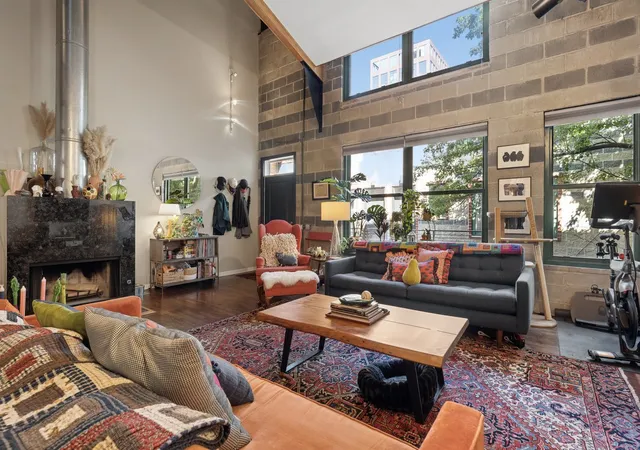 Photo 3 of Condo for sale at 22 N Morgan St #204, Chicago, IL 60607 | MLS# 12743916 | Listing updated on 2026-10-08