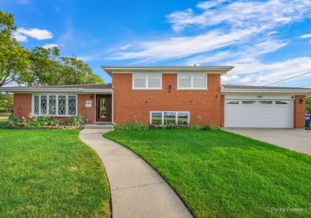 Photo 1 of Single family home for sale at 1241 Fargo Ave, Des Plaines, IL 60018 | MLS# 12743940 | Listing updated on 2026-09-13