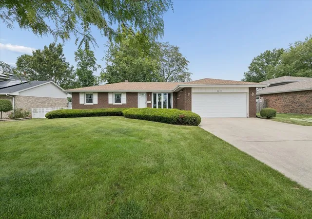 Photo 2 of Single family home for sale at 2021 Glenwood Ave, Joliet, IL 60435 | MLS# 12744022 | Listing updated on 2026-09-11