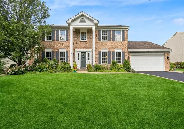 Photo 1 of Single family home for sale at 6079 Indian Trl Rd, Gurnee, IL 60031 | MLS# 12744253 | Listing updated on 2026-09-15