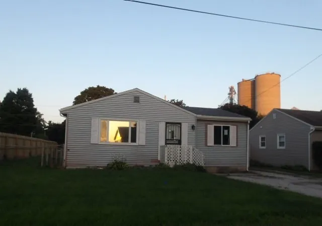 Photo 1 of Single family home for sale at 208 S Munroe St, Bondville, IL 61815 | MLS# 12745002 | Listing updated on 2026-09-15