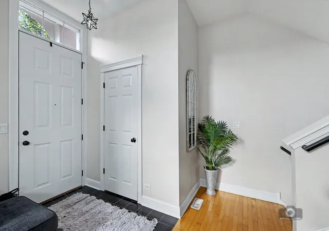 Photo 3 of Townhouse for sale at 1116 Longwood Dr, Lisle, IL 60532 | MLS# 12745732 | Listing updated on 2026-09-11
