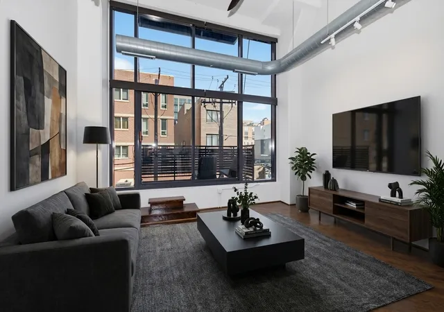 Photo 3 of Condo for sale at 1224 W Van Buren St #220, Chicago, IL 60607 | MLS# 12746194 | Listing updated on 2026-09-14
