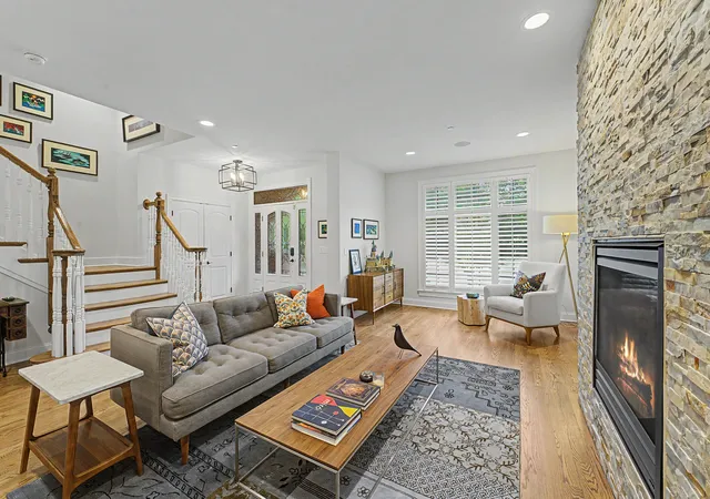 Photo 2 of Townhouse for sale at 11 S Emerson St, Mount Prospect, IL 60056 | MLS# 12746337 | Listing updated on 2026-10-06