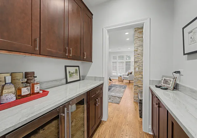 Photo 4 of Townhouse for sale at 11 S Emerson St, Mount Prospect, IL 60056 | MLS# 12746337 | Listing updated on 2026-10-06