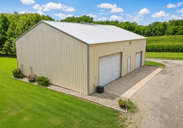 Photo 3 of Single family home for sale at 6559 Lake Rd, Hopedale, IL 61747 | MLS# 12746613 | Listing updated on 2026-09-23