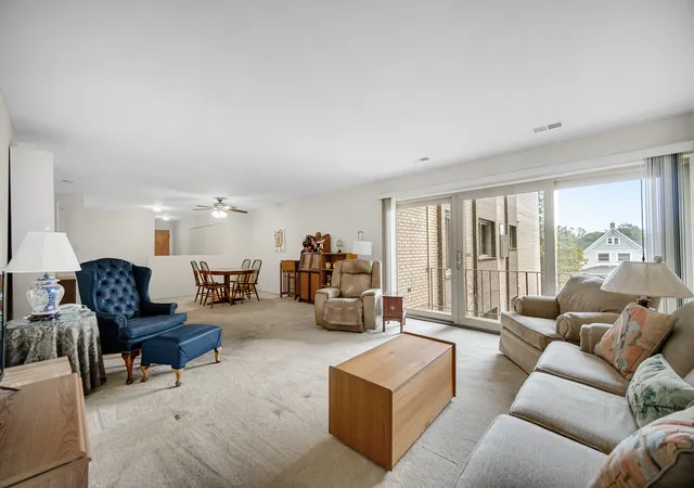 Listing Photo 5 - Condo for sale in building located at 235 Marengo Ave, Forest Park, IL 60130 - Unit #3E