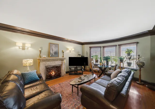 Listing Photo 5 - Condo for sale in building located at 408 S Austin Blvd, Oak Park, IL 60304 - Unit #2N