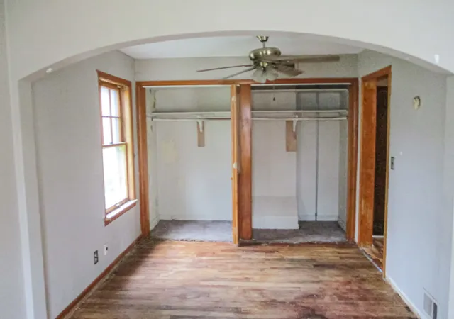 Photo 3 of Single family home for sale at 4228 Konrad Ave, Lyons, IL 60534 | MLS# 12746950 | Listing updated on 2026-09-30