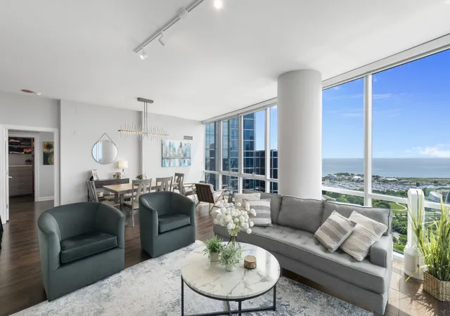 Photo 3 of Condo for sale at 1201 S Prairie Ave #3605, Chicago, IL 60605 | MLS# 12747001 | Listing updated on 2026-09-18