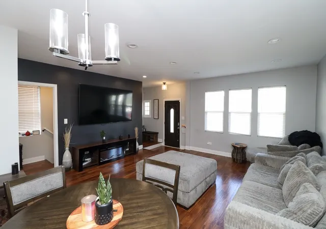 Photo 4 of Single family home for sale at 2922 N New England Ave, Chicago, IL 60634 | MLS# 12747044 | Listing updated on 2026-09-14