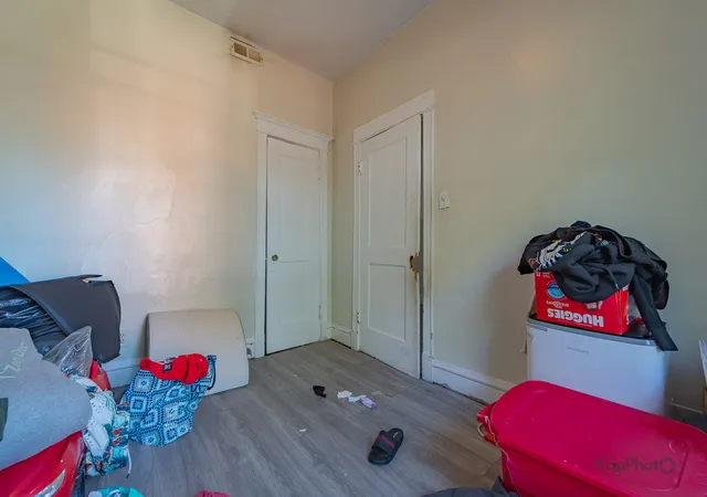 Listing Photo 5 - Condo for sale in building located at 6327 S Saint Lawrence Ave, Chicago, IL 60637