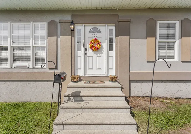 Photo 3 of Single family home for sale at 533 N Macon St, Bement, IL 61813 | MLS# 12747244 | Listing updated on 2026-10-27