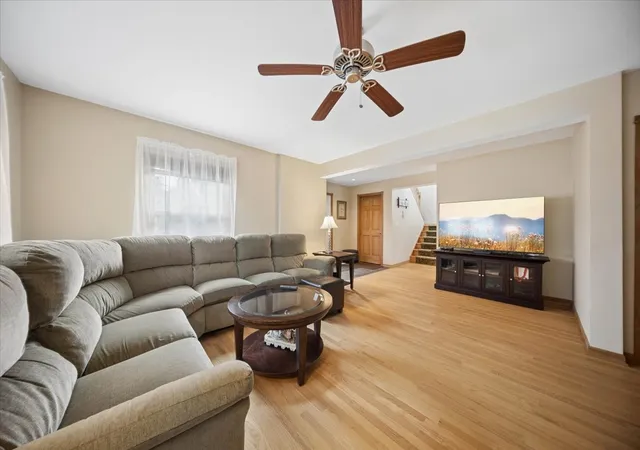 Photo 3 of Single family home for sale at 2158 Elmira Ave, Des Plaines, IL 60018 | MLS# 12747246 | Listing updated on 2026-09-11