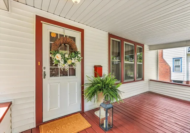 Photo 4 of Single family home for sale at 1203 S Race St, Urbana, IL 61801 | MLS# 12747279 | Listing updated on 2026-09-14