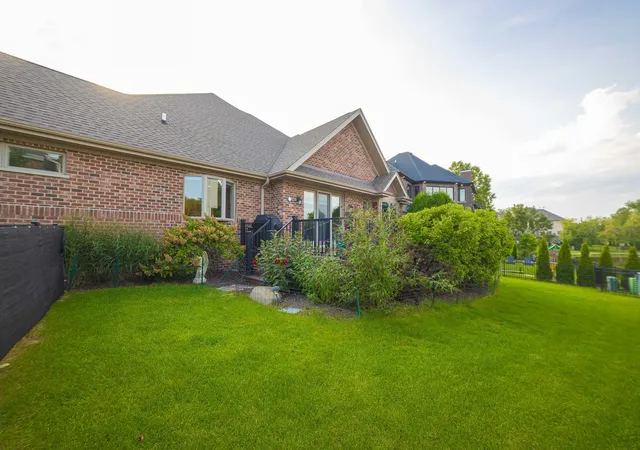 Photo 2 of Single family home for sale at 700 Reserve Ln, Joliet, IL 60431 | MLS# 12747371 | Listing updated on 2026-09-15