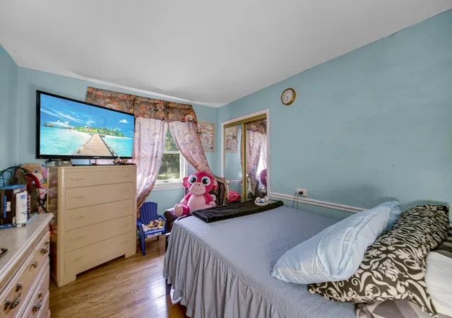 Photo 4 of Single family home for sale at 11 W Palatine (frontage) Rd, Prospect Heights, IL 60070 | MLS# 12747382 | Listing updated on 2026-09-10