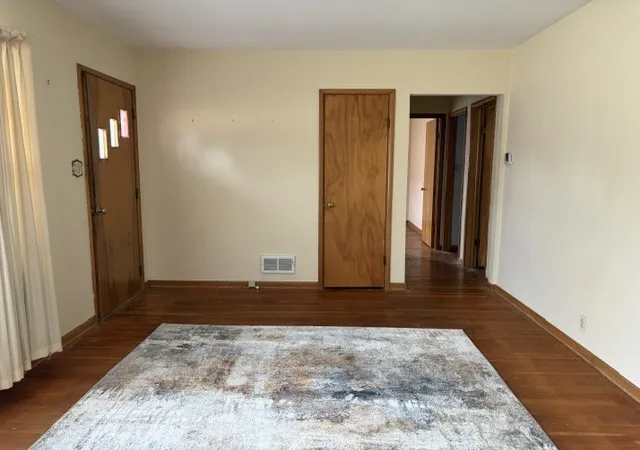 Photo 2 of Single family home for sale at 2108 Manor Ln, Peru, IL 61354 | MLS# 12747458 | Listing updated on 2026-09-14