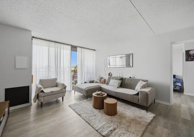 Photo 3 of Condo for sale at 2015 S Finley Rd #804, Lombard, IL 60148 | MLS# 12747873 | Listing updated on 2026-09-14