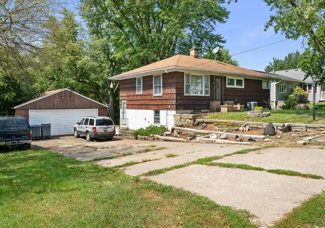 Photo 2 of Sale Pending at 8824 27th Street, Milan, IL 61264 | MLS# 12748267 | Listing updated on 2026-09-11