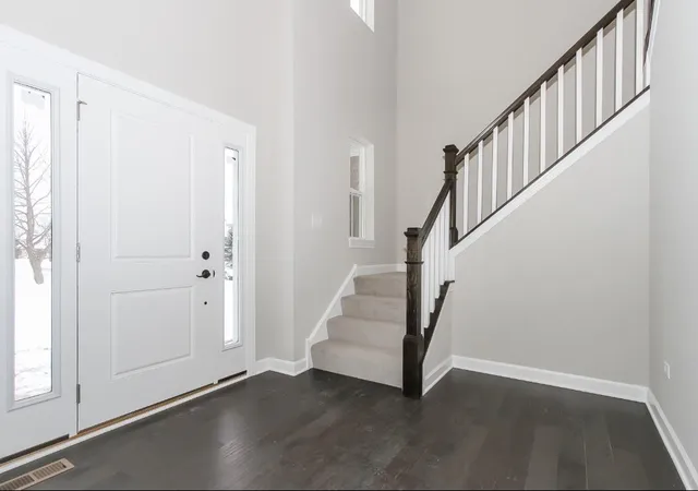 Photo 2 of Single family home for sale at 61 Pierce Dr, Downers Grove, IL 60515 | MLS# 12748351 | Listing updated on 2026-09-14