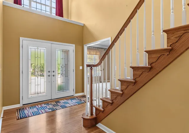 Photo 2 of Single family home for sale at 1385 Old Freeport Pl, Bettendorf, IA 52722 | MLS# 12748431 | Listing updated on 2026-10-21