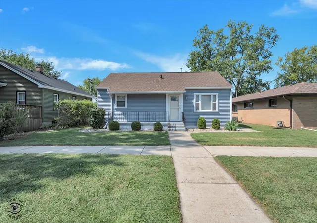 Photo 2 of Single family home for sale at 183 N Forest Ave, Bradley, IL 60915 | MLS# 12748490 | Listing updated on 2026-09-14