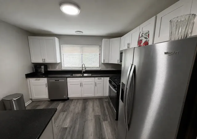 Photo 3 of Condo for sale at 116 Manchester Ct #916, Schaumburg, IL 60193 | MLS# 12748646 | Listing updated on 2026-09-22