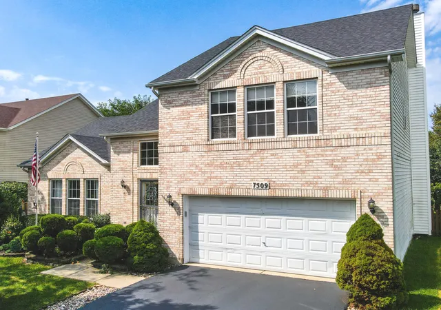 Photo 1 of Single family home for sale at 7509 Southworth Cir, Plainfield, IL 60586 | MLS# 12748753 | Listing updated on 2026-09-14