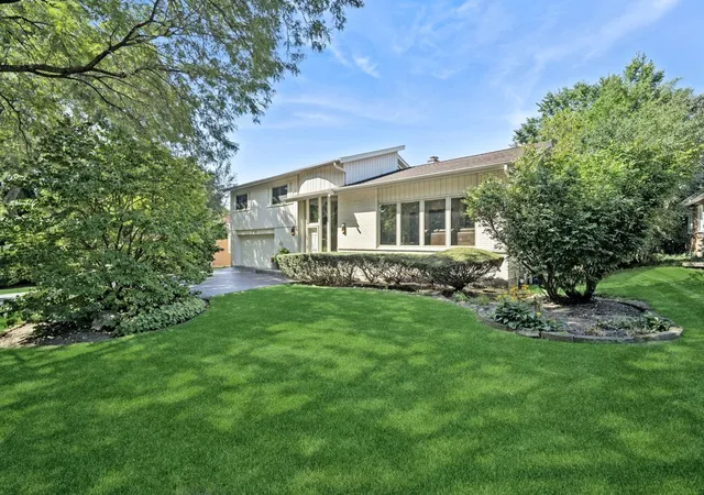 Photo 1 of Single family home for sale at 358 Hastings Ave, Highland Park, IL 60035 | MLS# 12748876 | Listing updated on 2026-09-22
