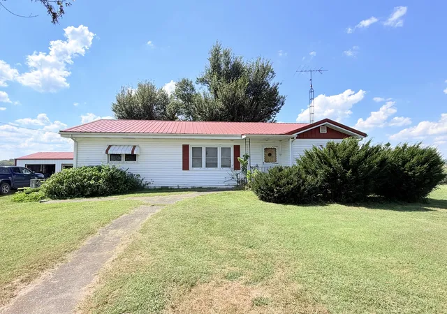Photo 1 of Single family home for sale at 6475 Highway 1, Junction, IL 62954 | MLS# 12749234 | Listing updated on 2026-09-15