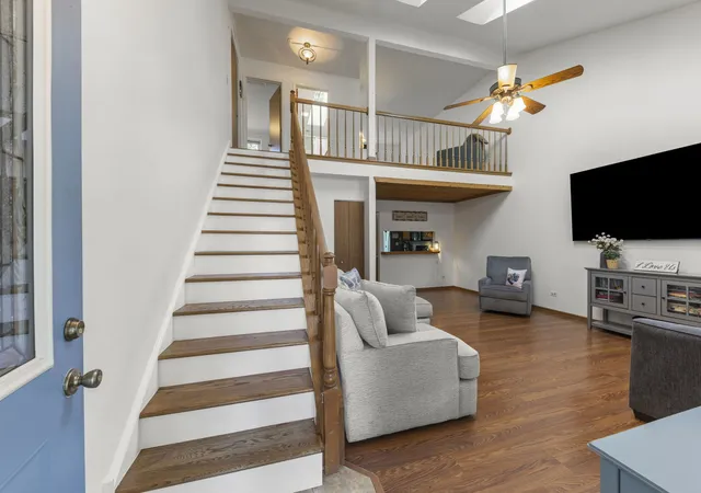 Photo 3 of Townhouse for sale at 14743 Lakeview Dr, Orland Park, IL 60462 | MLS# 12749419 | Listing updated on 2026-09-11