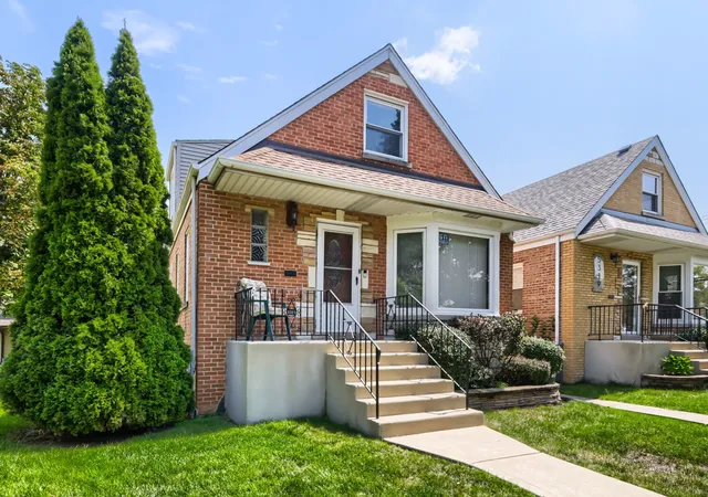 Photo 2 of Single family home for sale at 5323 N Natoma Ave, Chicago, IL 60656 | MLS# 12749474 | Listing updated on 2026-09-11