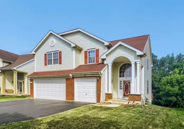 Photo 1 of Single family home for sale at 16 Clover Cir, Streamwood, IL 60107 | MLS# 12749543 | Listing updated on 2026-09-11