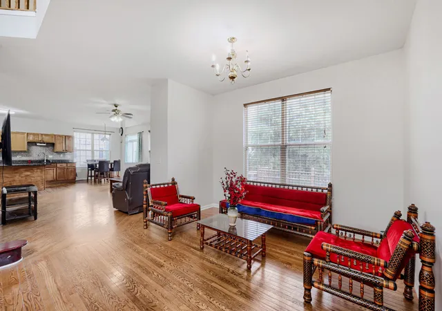Photo 4 of Single family home for sale at 16 Clover Cir, Streamwood, IL 60107 | MLS# 12749543 | Listing updated on 2026-09-11