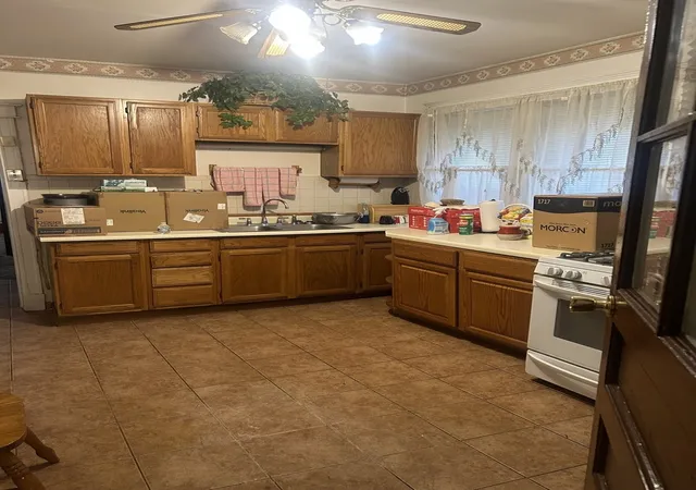 Listing Photo 4 - Condo for sale in building located at 4041 W 5th Ave, Chicago, IL 60624