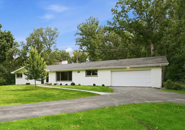 Photo 1 of Single family home for sale at 3585 Beckwith Ln, Crete, IL 60417 | MLS# 12749576 | Listing updated on 2026-10-06