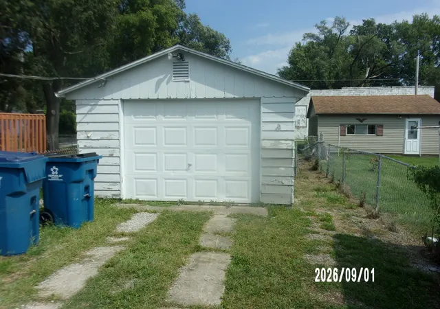 Photo 3 of Single family home for sale at 816 S 5th Street, Hoopeston, IL 60942 | MLS# 12749659 | Listing updated on 2026-10-15
